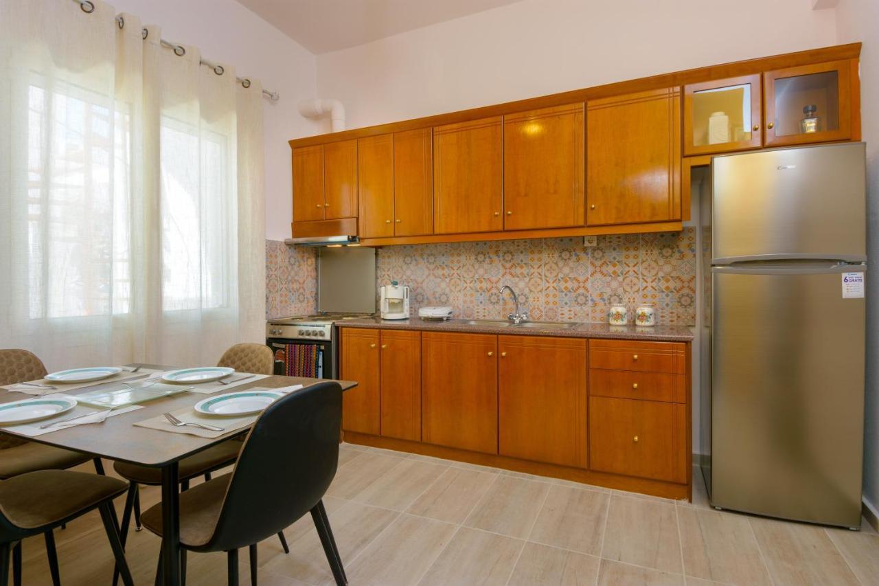 אלונדה Margarita'S Seafront Luxury Apartment מראה חיצוני תמונה