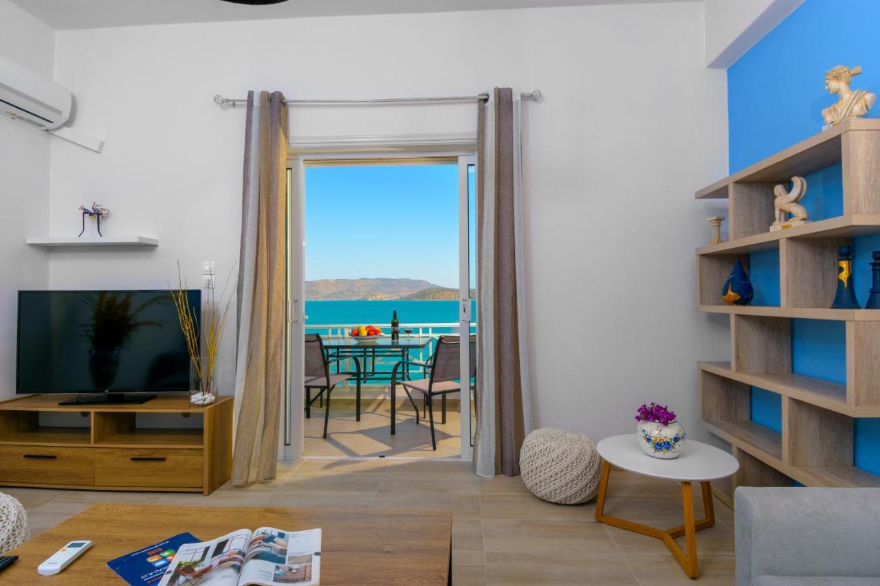 אלונדה Margarita'S Seafront Luxury Apartment מראה חיצוני תמונה